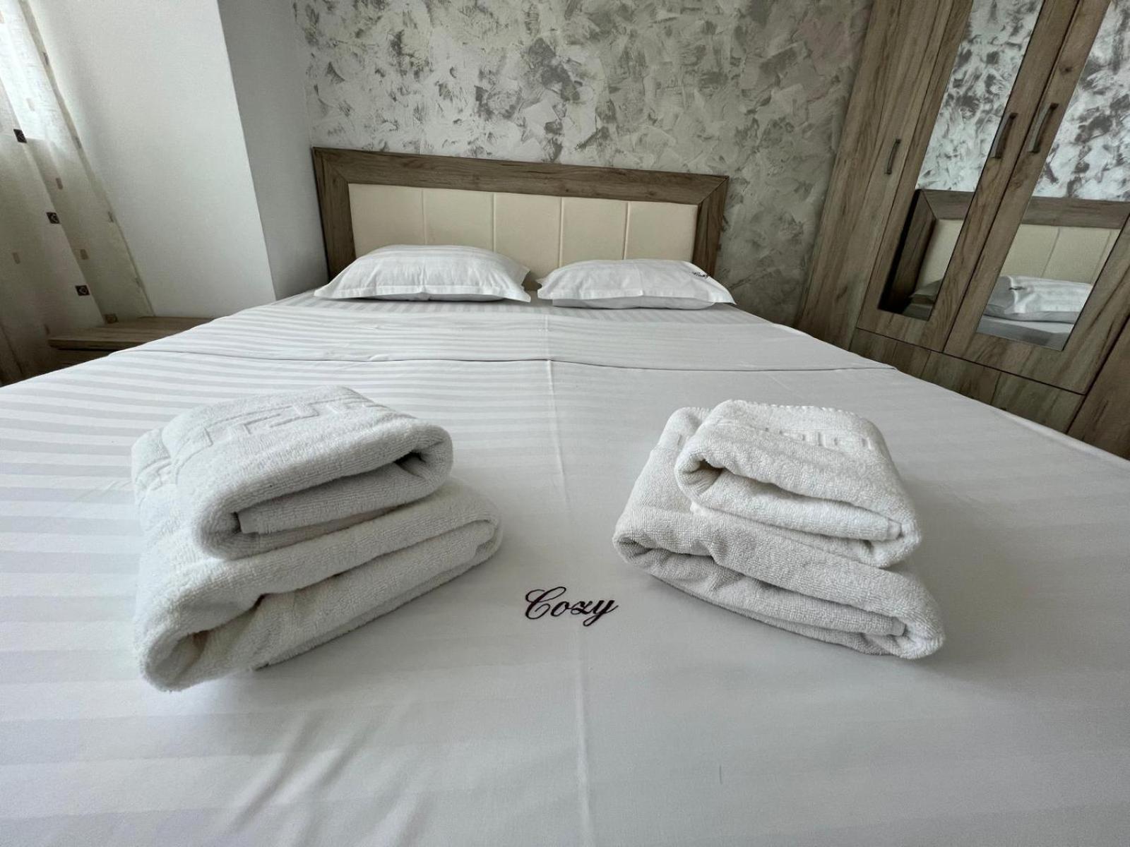 Cozy 3 Bedroom Apartments In Centre Of Iasi Palas Mall Exterior foto